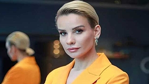 Esra Erol'un kombinine eleştiri yağmuru! 