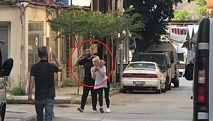 Gözaltına alınmamak için bakın ne yaptı! Sevgilisinin başına...