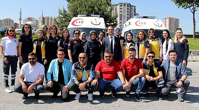 Kadın sağlık çalışanlarına ambulans sürüş teknikleri eğitimi