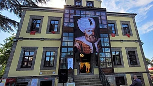 Kanuni Sultan Süleyman'ın hayatı minyatür sergisinde
