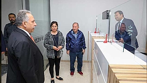 Mustafa Yalçın, belediye çalışanları ile bayramlaştı