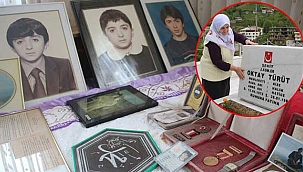 Şehit annesi 28 yıldır oğlunun hatıralarını odasında yaşatıyor