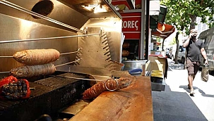 Uzmanlar Uyardı! Sıcakta sokakta satılan yiyeceklere dikkat!