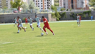 Yukatel Kayserispor U19 takımı İttifak Holding Konyaspor U 19 takımına 3-0 mağlup oldu