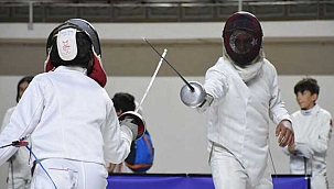 10-14 yaş Eskrim Türkiye Şampiyonası Sivas'ta başladı