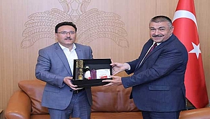 Abdulkadir Güneş’ten Vali Gökmen Çiçek’e Hayırlı Olsun Ziyareti