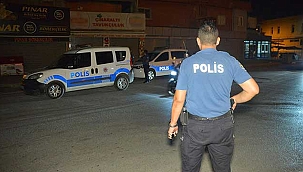 Ailesiyle yoldan geçen kadın, maganda kurşunuyla...