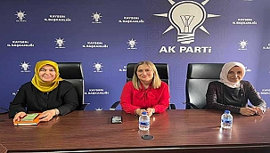 Ak Parti İl Kadın Kolları Yönetim Kurulu Toplantısını Yaptı