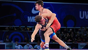 Akdeniz Oyunları'nda Milli Güreşçi Kerem Kamal'dan altın madalya! 