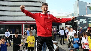 Avrupa şampiyonu karateci Süleyman Aydemir memleketi Uşak'ta...