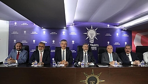 Bakan Nureddin Nebati, AK Gençlik İle Buluştu