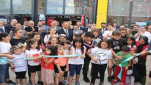 Başkan Emine Timuçin; “AK Belediyeler Hizmette Yarışıyor”