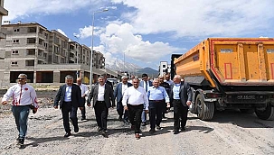 Başkan Turan, Develi Devlet Hastanesi Yolundaki Asfaltlama Çalışmalarını İnceledi