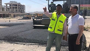 Başkan Turan, Develi Hastanesi Yolu Asfaltlama Çalışmalarını İnceledi