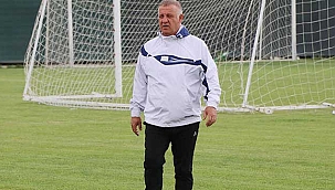 Denizlispor'da Mesut Bakkal görevine devam edecek