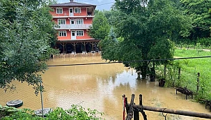 Dereler taştı, 6 ev için tahliye kararı verildi 