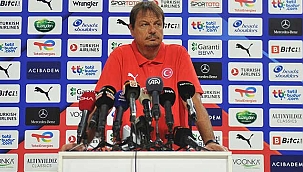 Ergin Ataman: İki galibiyet Dünya Kupası'na katılım için son derece önemli