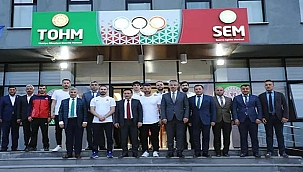 İl Başkanı Çopuroğlu’ndan Milli Sporculara Ziyaret
