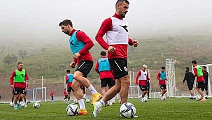 Samsunspor yeni sezon hazırlıklarını Erciyes'te sürdürüyor