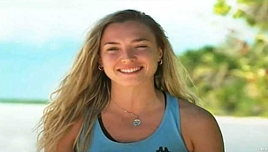 Survivor Sude Burcu bikinili pozuyla nefes kesti! 
