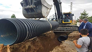 Tomarza Belediyesi Şiraz Mahallesi'nde Çalışlamarına Devam Ediyor