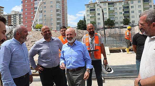 Başkan Çolakbayrakdar; “Mahallelerimiz, Örnek Ve Marka Yatırımlarla Gelişip, Büyüyor”