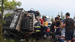 Feci kazada Fransız turistlerin karavanı otomobille çarpıştı! 