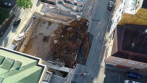 İnşaatın istinat duvarı çöktü! 3 bina...