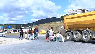 Paşaköy Mahallesi Sakinleri 'Üst Geçit İstiyoruz Yoksa Daha Çok Kişi Ölecek' 
