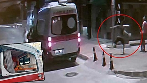 Şoke eden görüntüler! Sağlık ekibine kaldırım taşlı saldırı! 