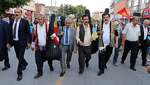 38. Uluslararası Aşık Seyrani Kültür ve Sanat Festivali Başladı 