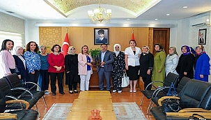 AK Parti İl Kadın Kolları’ndan Vali Gökmen Çiçek’e Ziyaret