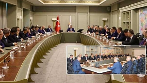 AK Partili Mehmet Özhaseki, Belediye Başkanları ile Bir Araya Geldi