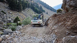 Aksu Kanyonunda Yol Çalışması Başladı