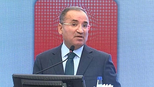 Bekir Bozdağ: Avrupa, Türkiye'nin taleplerine kör ve sağır kalıyor