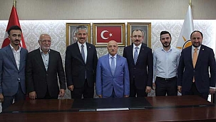 Bakan Muş'tan Ak Parti Kayseri İl Başkanlığına Ziyaret