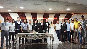 Başkan Güneş, Yeğeni Niyazi-Buse Çiftinin Düğün Törenine Katıldı