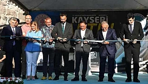 Başkan Timuçin, ‘Kayseri Altın Eller Geleneksel El Sanatları Festivali’ne Katıldı