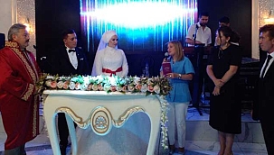 Başkan Timuçin, Sena-Cemal Çiftinin Düğüne Katıldı