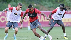 Galatasaray, Antalyaspor mesaisine devam etti