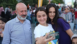 Kocasinan’lı Çocuklar, Çolakbayrakdar İle Şenlendi