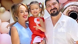 Leyla 3 Yaşında! Annesinin Kopyası