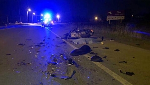 Motosiklet İle Otomobil Çarpıştı: 1 Ölü, 1 Yaralı