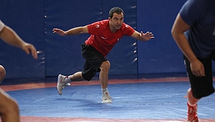 Şeref Eroğlu'ndan övgü: Bu takımdan 4-5 Dünya şampiyonu çıksa şaşırmam!