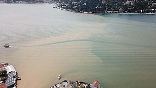 Son dakika: İstanbul Boğazı çamura bulandı