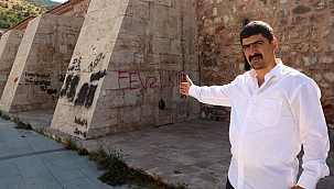 Tokat'ta, tarihi hanın payandalarına 'sprey boya' ile yazılar yazdılar