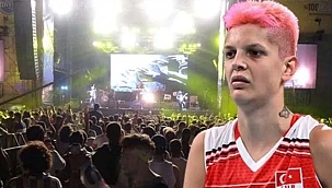 Voleybolcu Ebrar Karakurt'tan Tepki