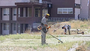 Yahyalı Meslek Yüksekokulu’nda Çevre Temizliği