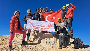 Aladağlar Demirkazık Zirve Tırmanışı Tamamlandı