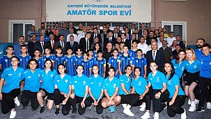 Amatör Kümede Şampiyon Olan Takımlara Plaketleri Verildi